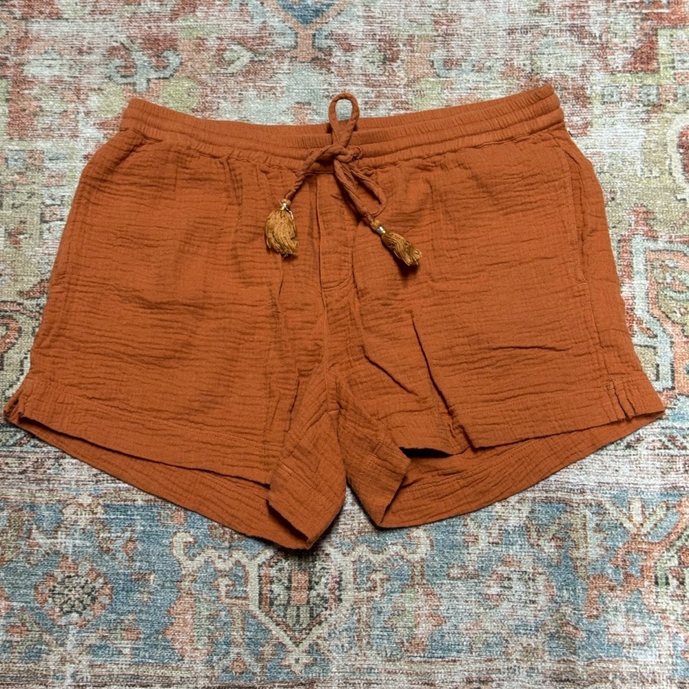 Echo High Waist Orange Shorts Relaxed Fit